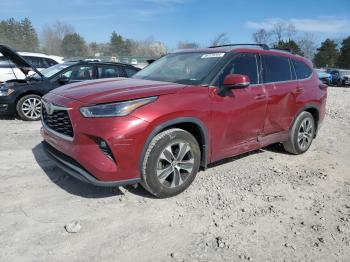  Salvage Toyota Highlander