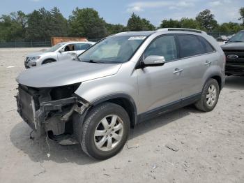  Salvage Kia Sorento