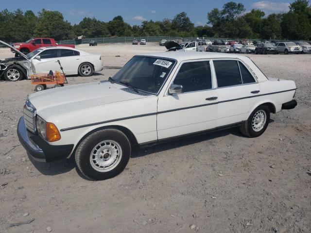  Salvage Mercedes-Benz 300-Class