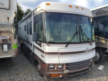  Salvage Winnebago Adventurer