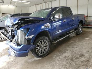  Salvage Nissan Titan