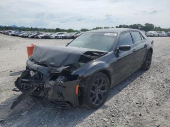  Salvage Chrysler 300