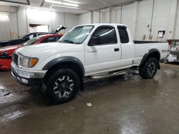  Salvage Toyota Tacoma