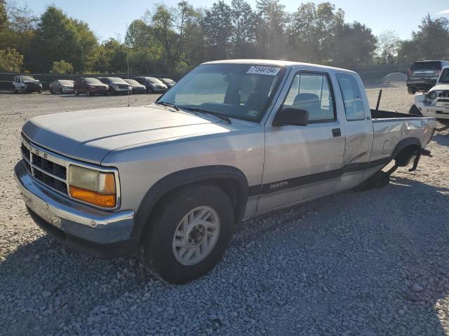  Salvage Dodge Dakota