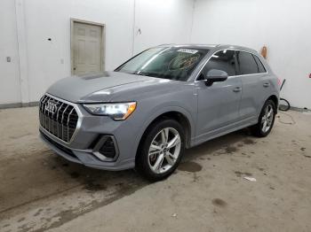  Salvage Audi Q3