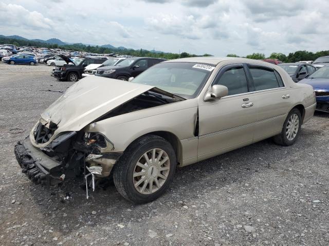  Salvage Lincoln Towncar