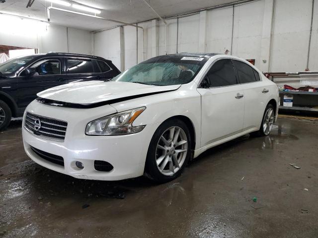  Salvage Nissan Maxima