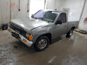  Salvage Nissan D21