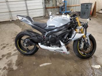  Salvage Suzuki Gsxr750