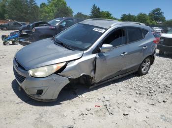  Salvage Hyundai TUCSON