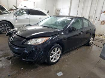  Salvage Mazda 3