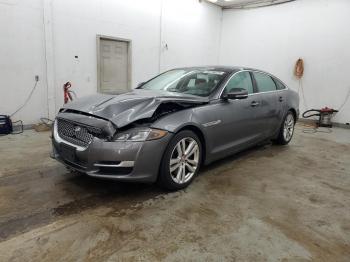  Salvage Jaguar XJ