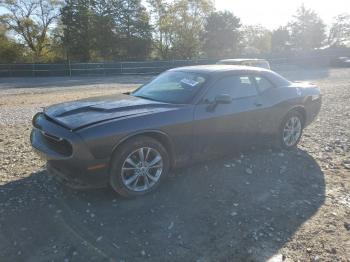  Salvage Dodge Challenger