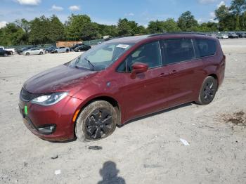  Salvage Chrysler Pacifica