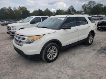  Salvage Ford Explorer