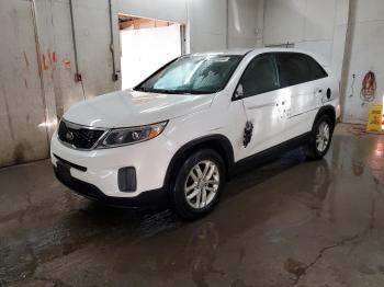  Salvage Kia Sorento