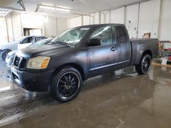  Salvage Nissan Titan