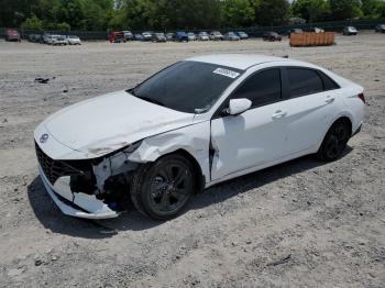  Salvage Hyundai ELANTRA