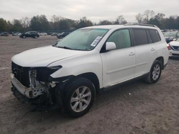  Salvage Toyota Highlander