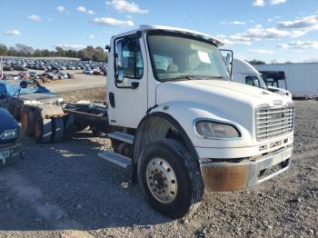  Salvage Freightliner M2 106 Med