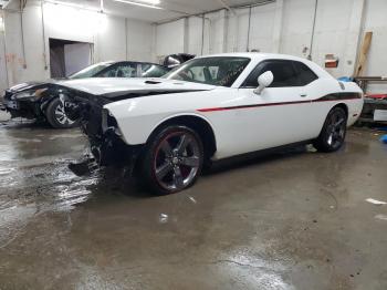  Salvage Dodge Challenger