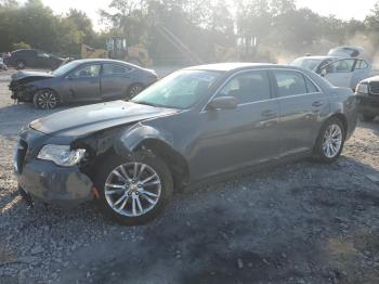  Salvage Chrysler 300