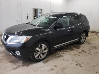  Salvage Nissan Pathfinder