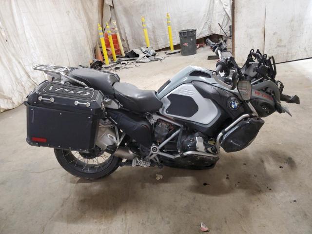  Salvage BMW R-series