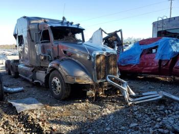  Salvage Peterbilt 386