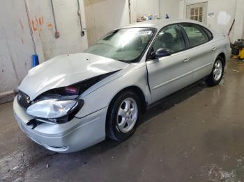  Salvage Ford Taurus