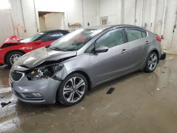  Salvage Kia Forte