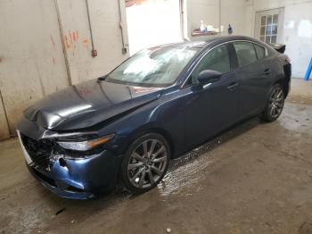  Salvage Mazda 3