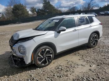  Salvage Mitsubishi Outlander