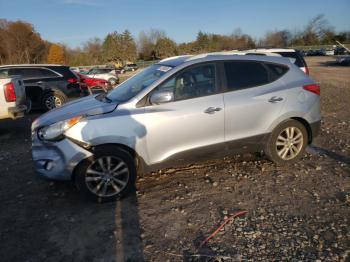  Salvage Hyundai TUCSON