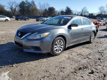  Salvage Nissan Altima