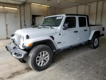  Salvage Jeep Gladiator