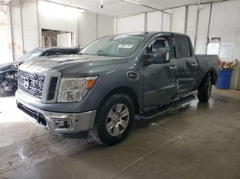  Salvage Nissan Titan