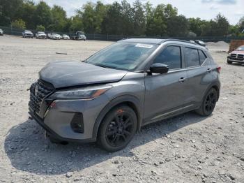  Salvage Nissan Kicks