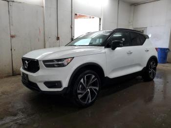  Salvage Volvo XC40