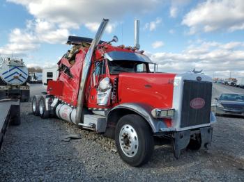  Salvage Peterbilt 379