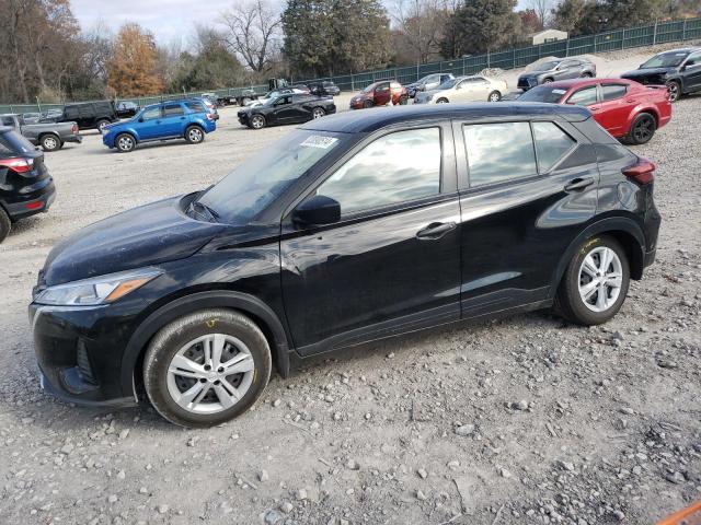  Salvage Nissan Kicks