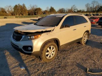  Salvage Kia Sorento