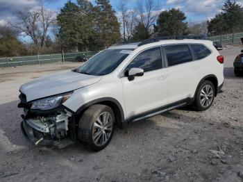  Salvage Subaru Ascent