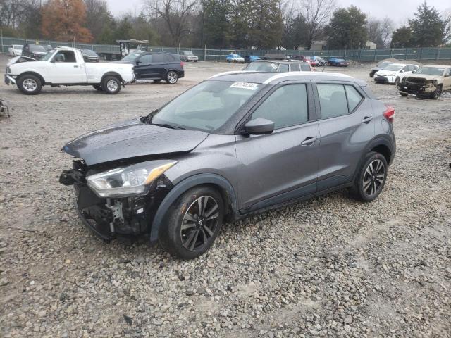  Salvage Nissan Kicks