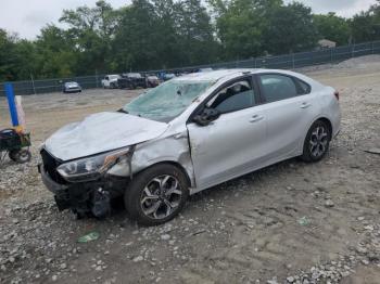  Salvage Kia Forte