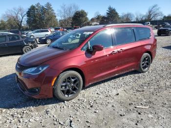  Salvage Chrysler Pacifica