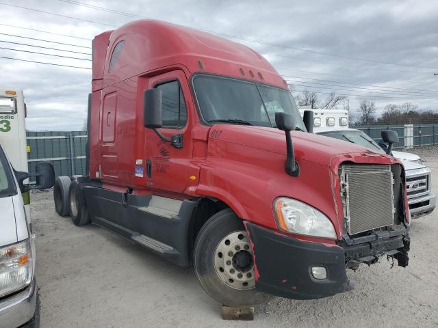  Salvage Freightliner Cascadia 1