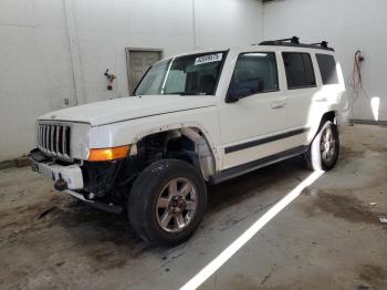  Salvage Jeep Commander