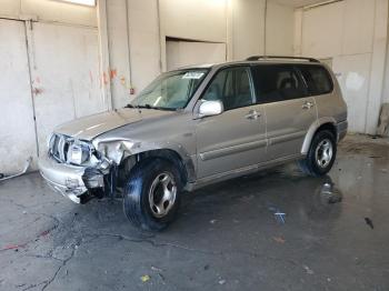  Salvage Suzuki XL7