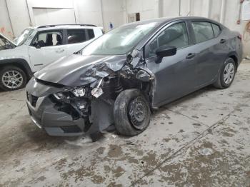  Salvage Nissan Versa